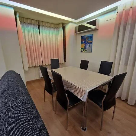 Apartamento En Cimadevilla Con Vistas Apartment *
