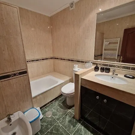 Apartamento En Cimadevilla Con Vistas Gijon